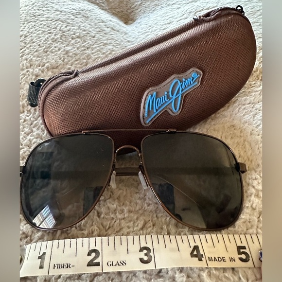 Maui Jim Brown Aviator Sunglasses Unisex UV Protection and Protective Case - Picture 6 of 8